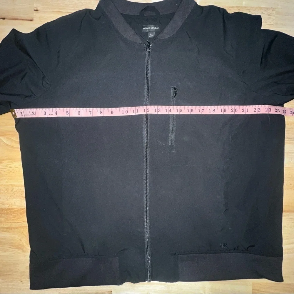 Banana Republic Men’s XL Lightweight Black Bomber Jacket